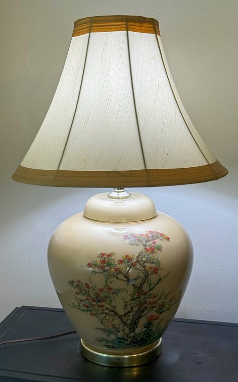 Chinoiserie Style Table Lamp