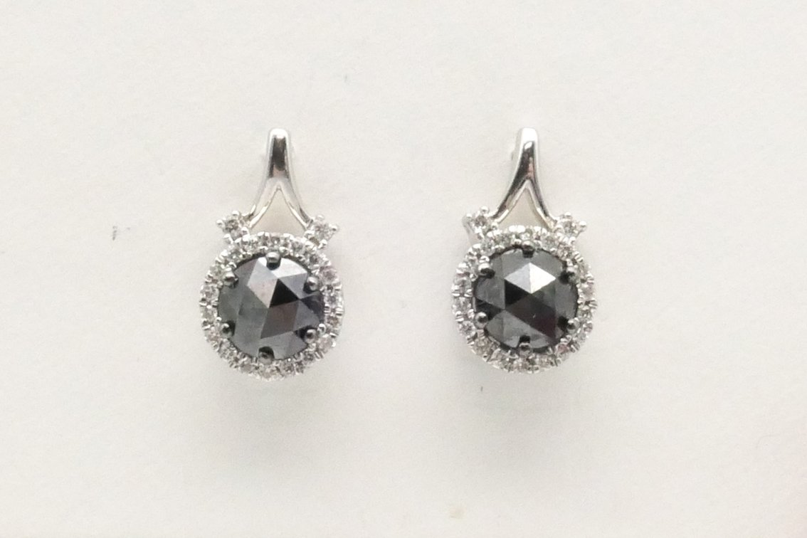 Vogati 14k White Gold and Black Diamond Earrings