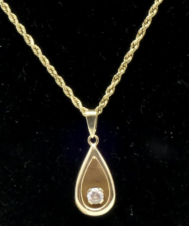 14k Gold Teardrop Diamond Pendant Necklace