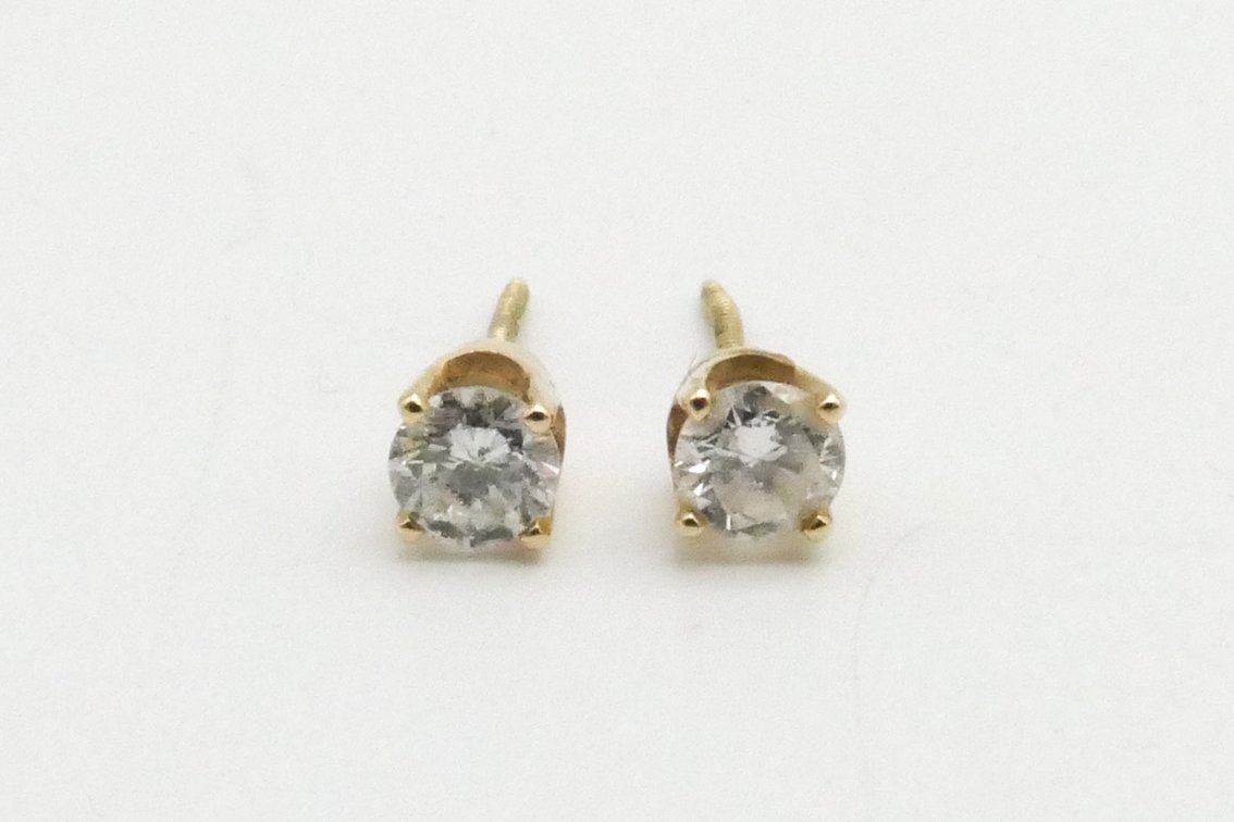 14k Gold Diamond Solitaire Stud Earrings