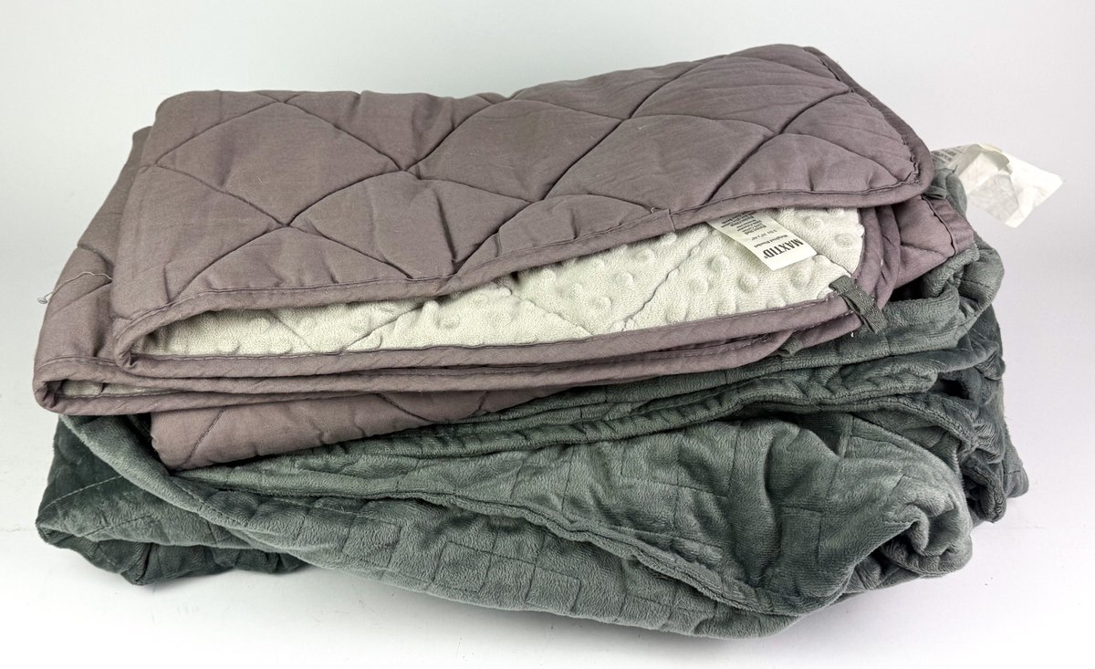 Two Weighted Blankets