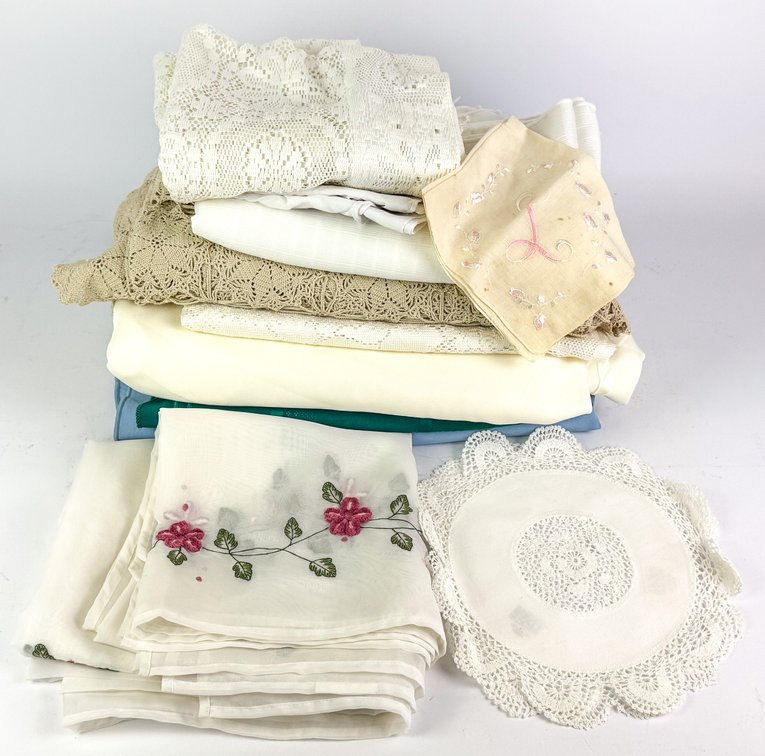 Table Linens and Textiles