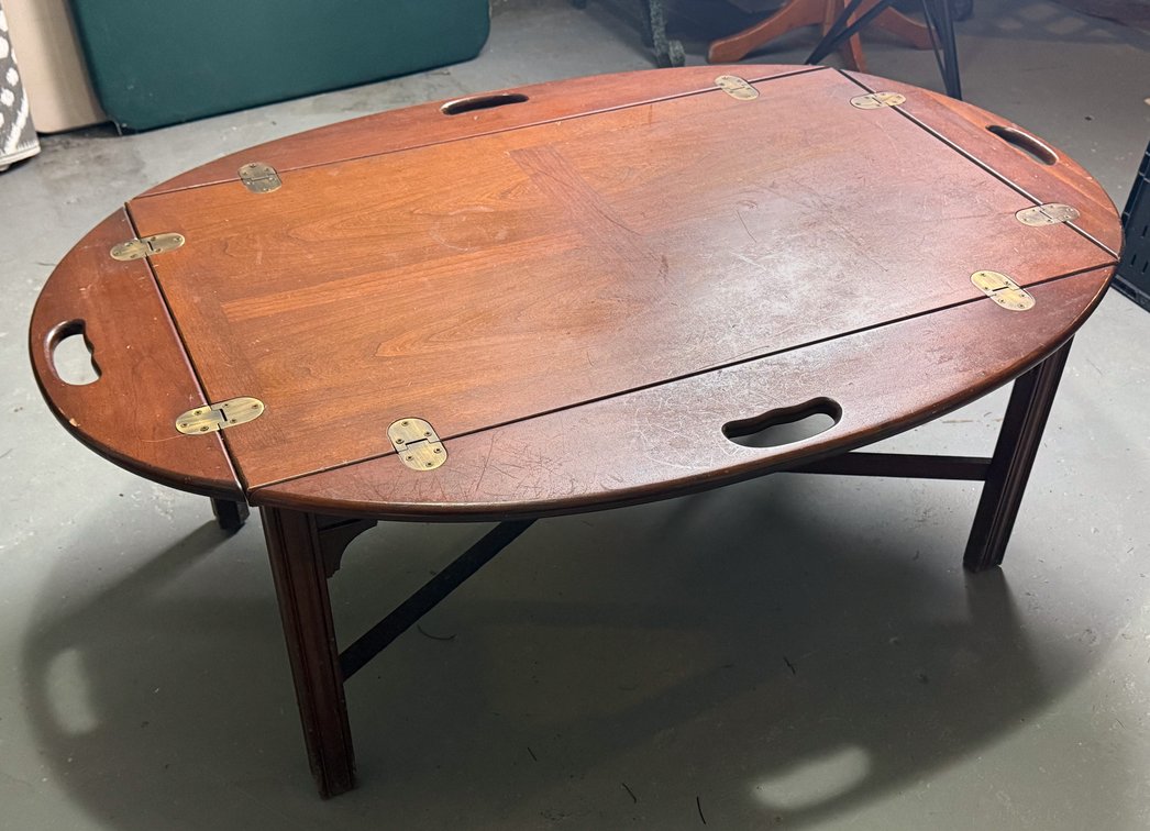Mahogany Finish Butler's Tray Style Coffee Table