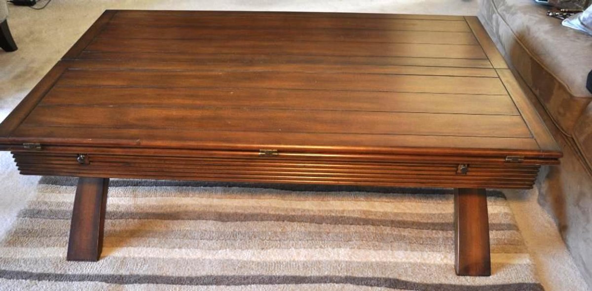 Wood Expandable Coffee Table