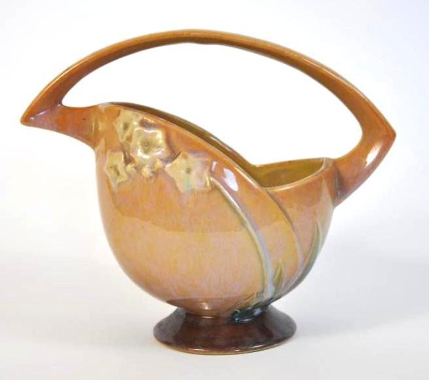 Roseville Pottery Wincraft Basket