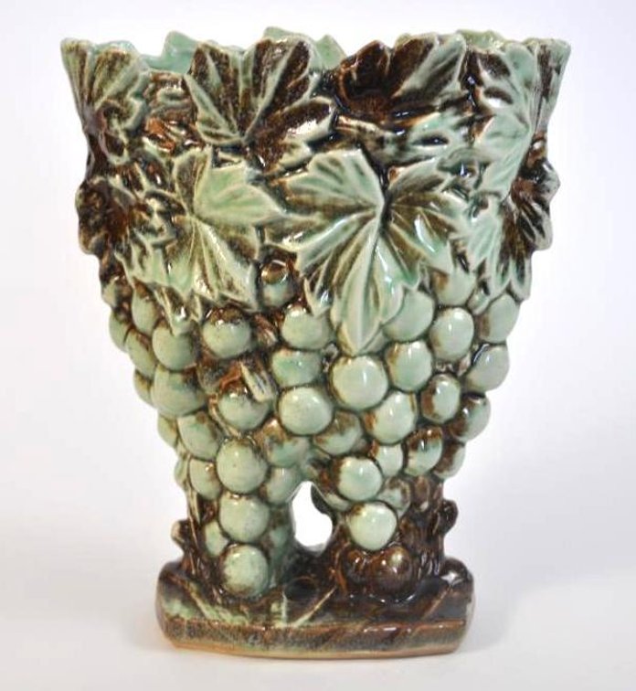 McCoy Double Cluster Grapes and Leaves Vase