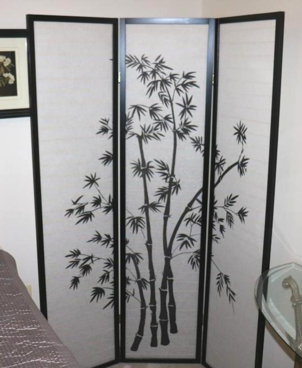 Oriental Bamboo Print Three Panel Folding Screen Room Divider