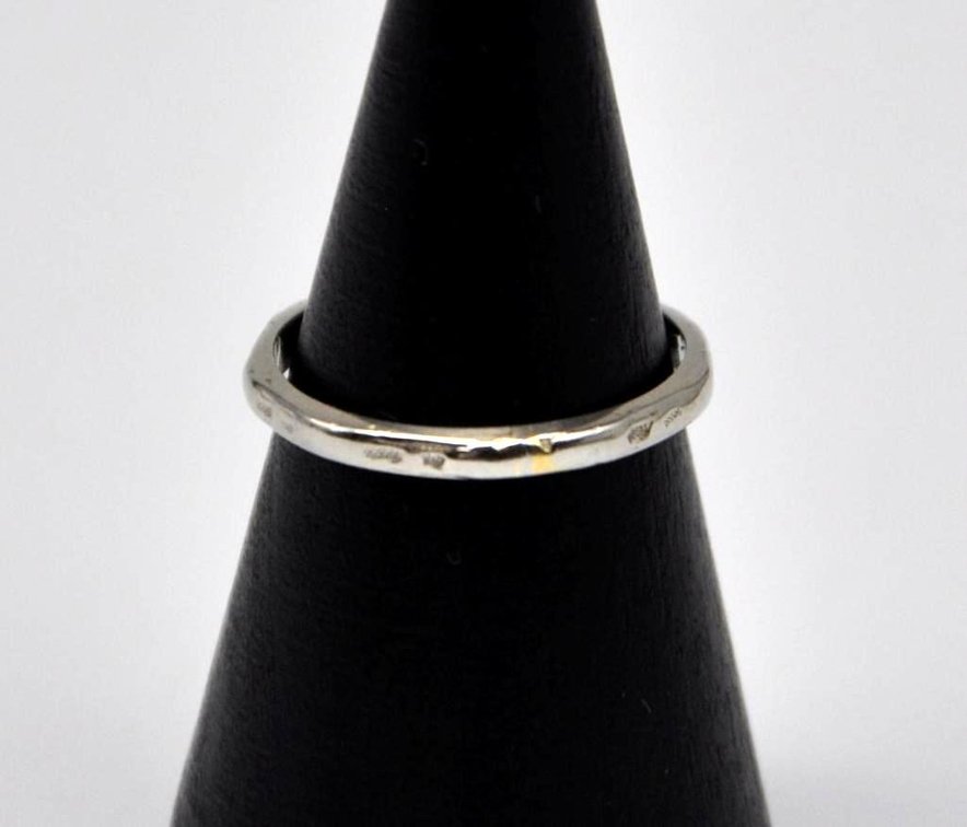 18kt Gold Band