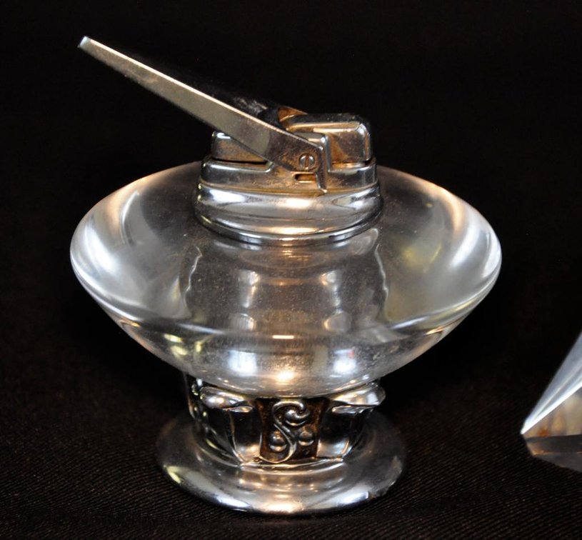 Vintage Ronson Art Deco Table Lighter
