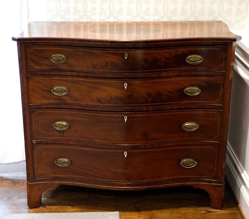 Mahogany Serpentine Front Chest