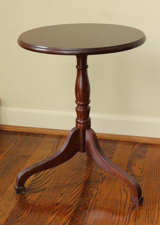 Bombay Co. Mahogany Plant/Art Stand