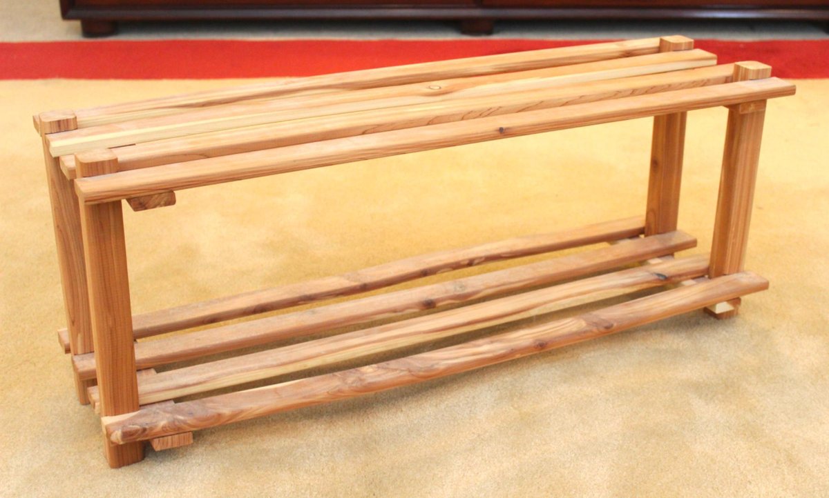 Cedar Shoe Rack