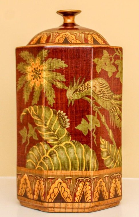 Raymond Waites for Toyo Indo-China Style Porcelain Urn