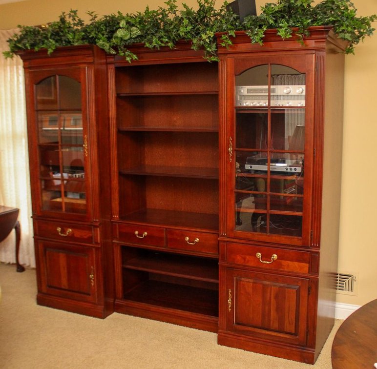 Pennsylvania House Three-Piece Hutch