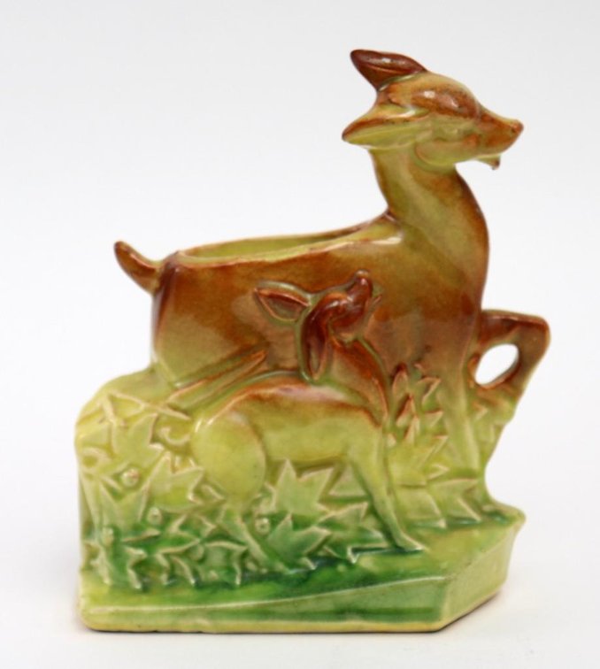 McCoy Deer with Fawn Planter