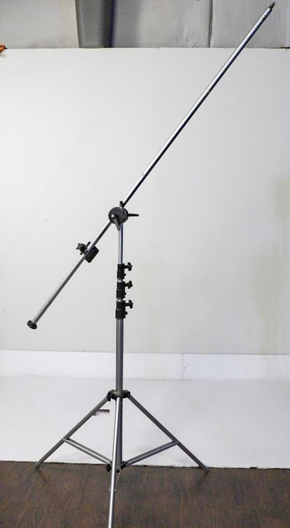 Bogen Light Stand with Boom Arm