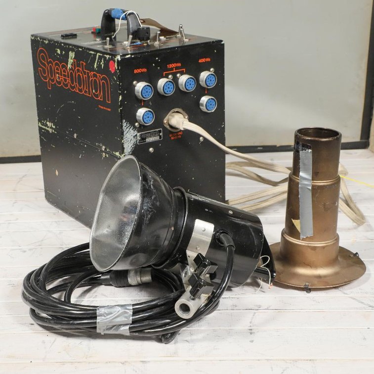 Speedotron Light and Power Pack