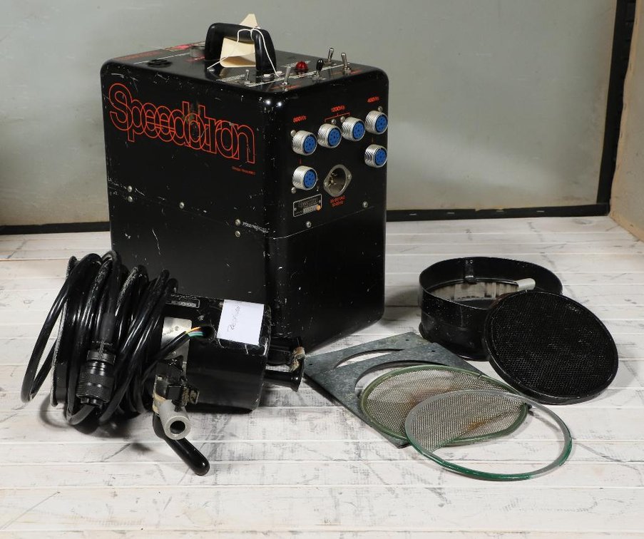 Speedotron Strobe light