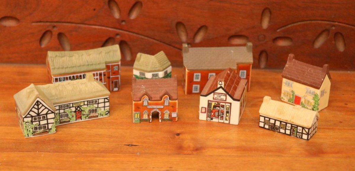 Whimsey-On-Why Porcelain English Houses by Wade