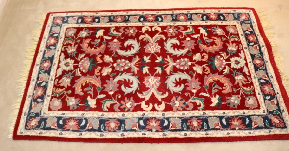 Hand-Tufted Area Rug