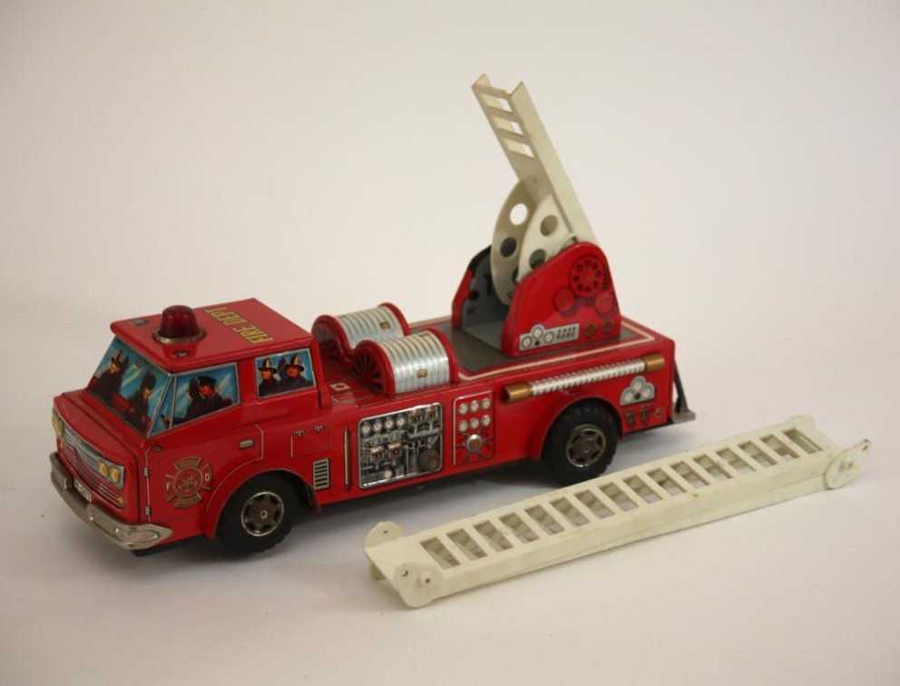 Tin Litho Fire Truck