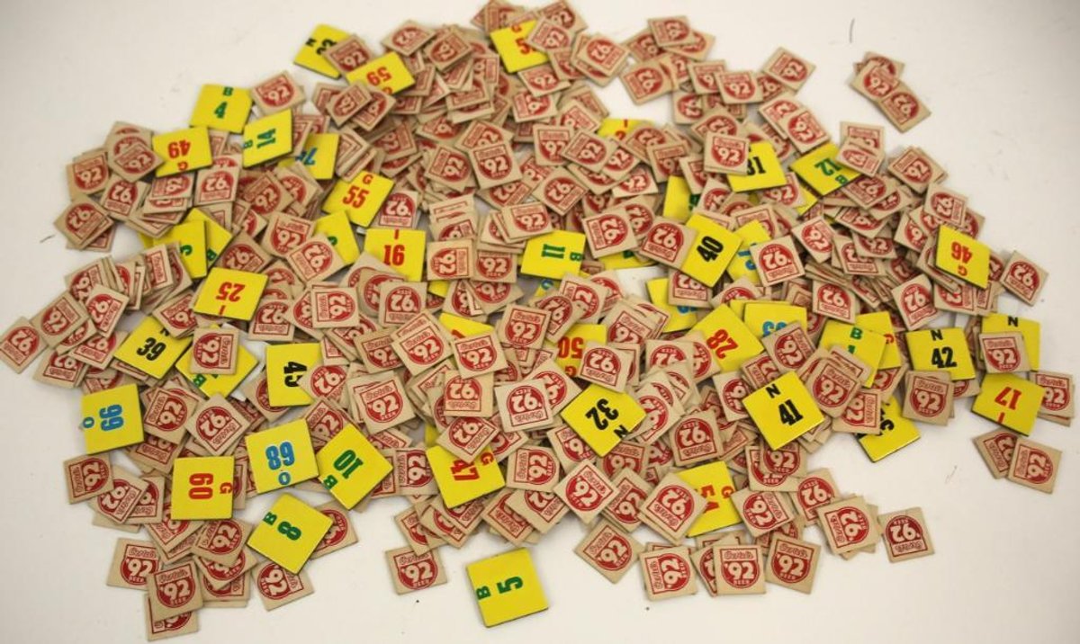 Oertel's 92 Beer Advertising Bingo Tabs