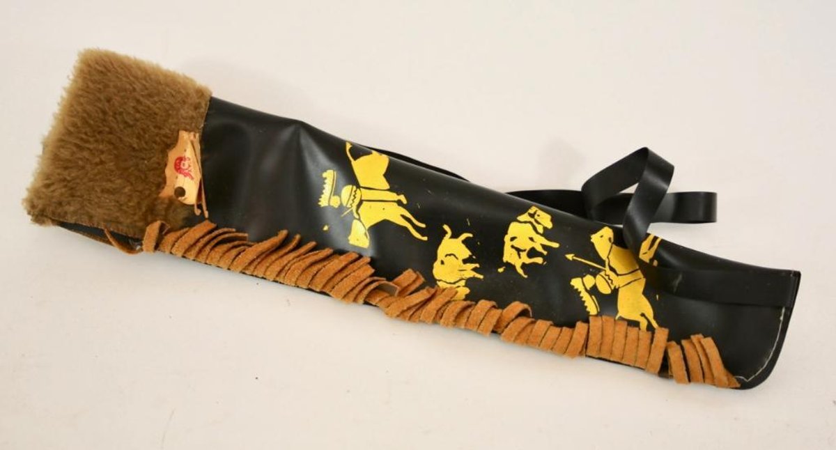 Vintage Child's Toy Arrow Quiver