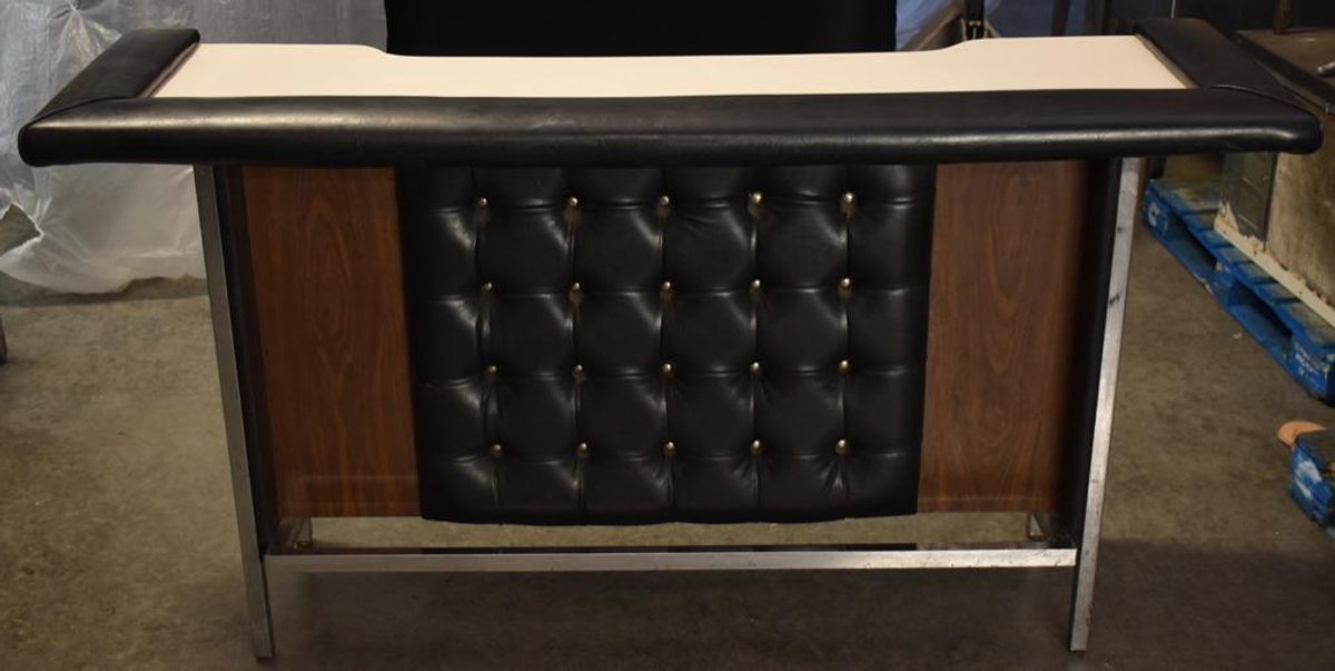 Vintage Bar