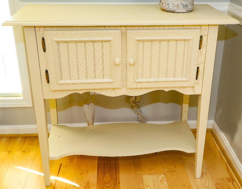 Crackle Finish Double Door Server