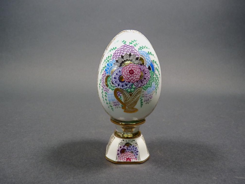 Russian Imperial Lomonosov Porcelain Egg