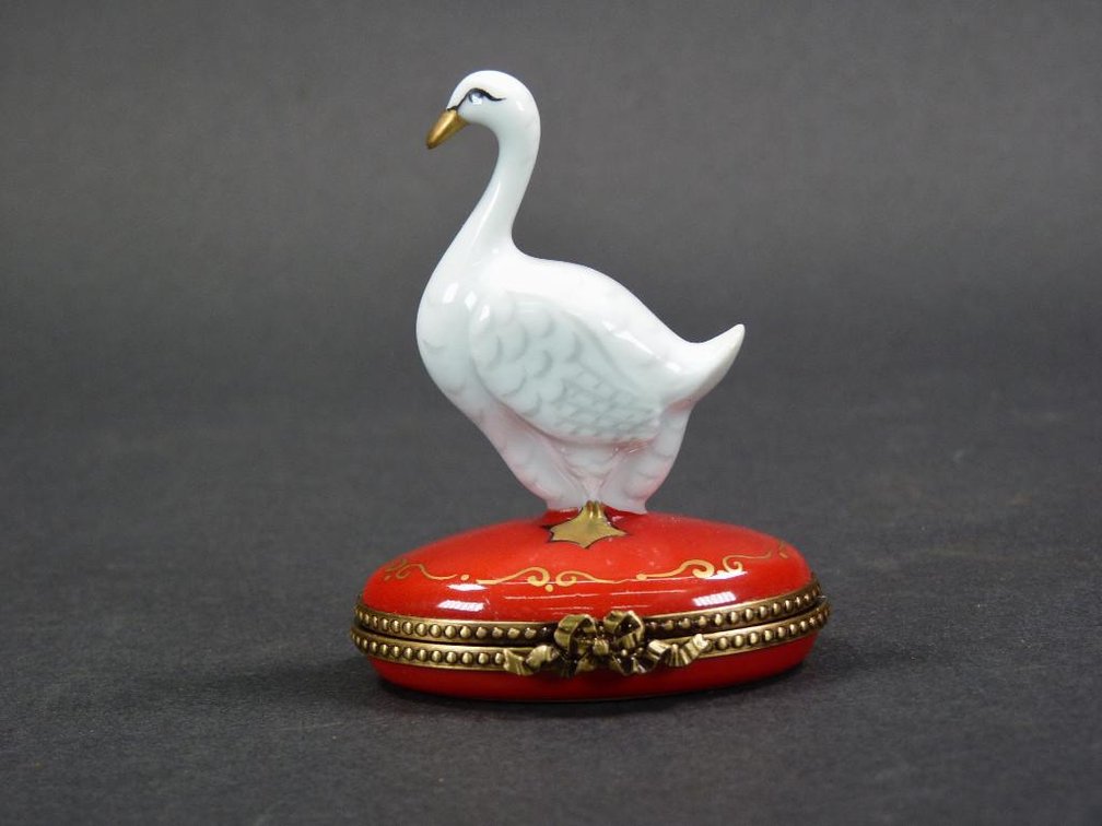 Limoges France Peint Main Goose Trinket Box