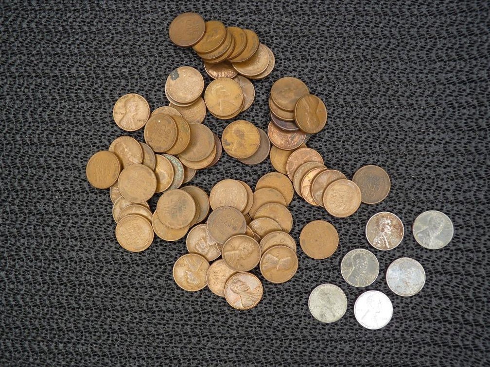 Lincoln Wheat Pennies, approximately 75 in total