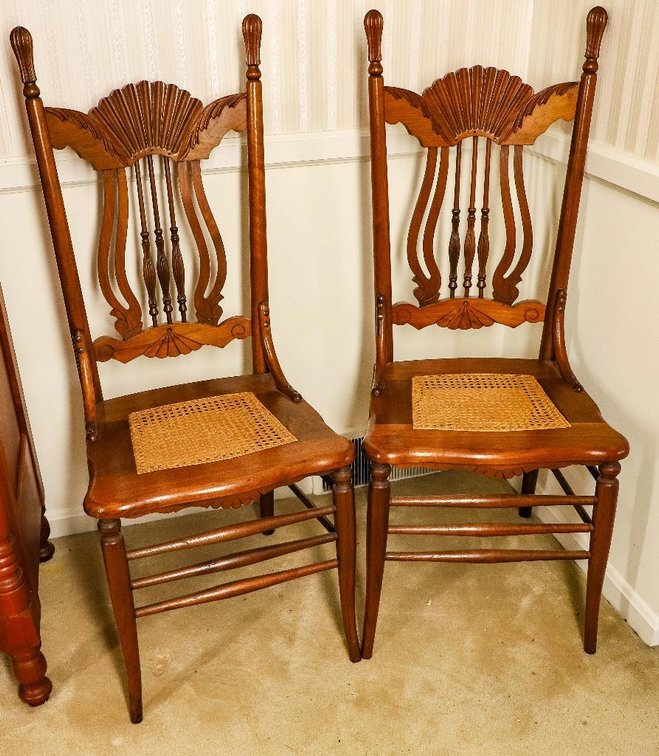Pair Antique Victorian Walnut Dining Room Chairs