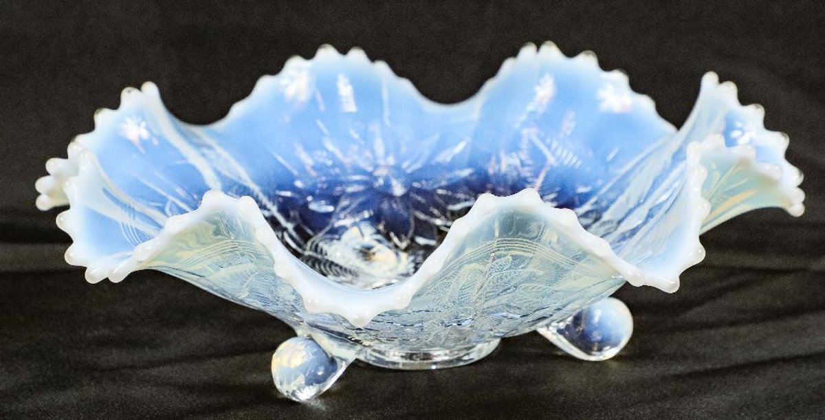 White Ruffled Bowl