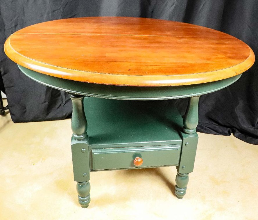 Solid Oak Dining Table on Drawer Base