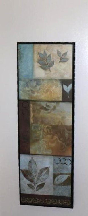 Collection of Three Home Accents Featuring a Leaf Motif