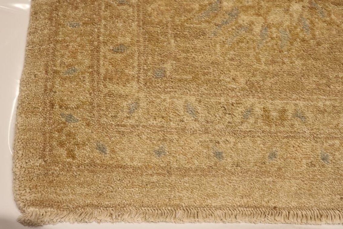 Hand Knotted Wool Mahal From Pakistan