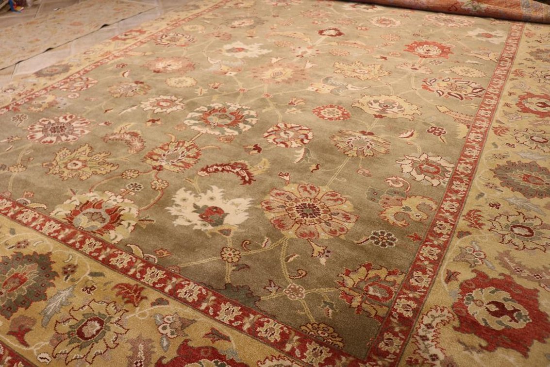 Hand knotted wool Tabriz  from Romania
