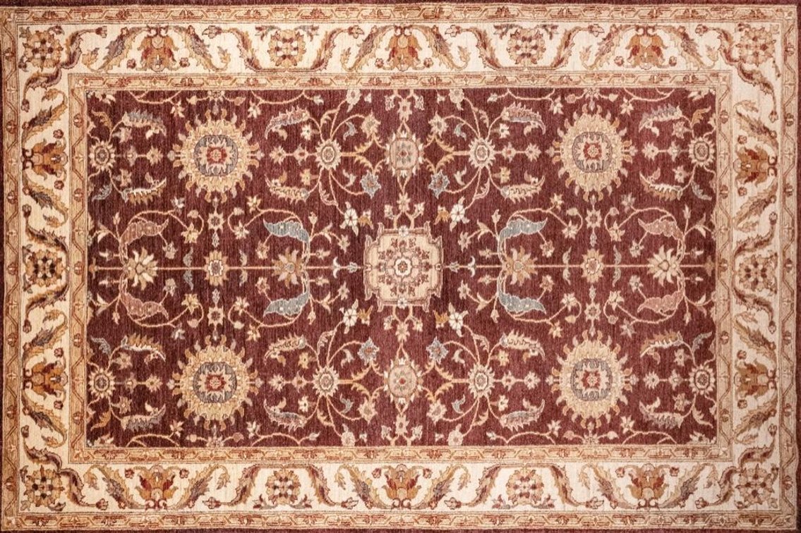 Hand Knotted Wool Mahal From Pakistan