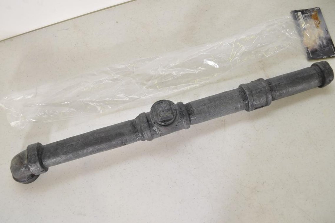 Large Pipe Hand Prop (Lot A)