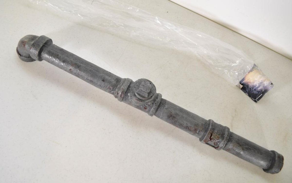 Large Pipe Hand Prop (Lot B)