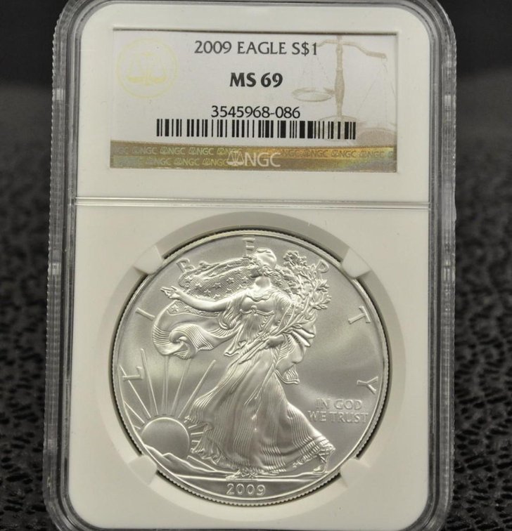 2009 Silver Eagle Dollar, Graded MS-69