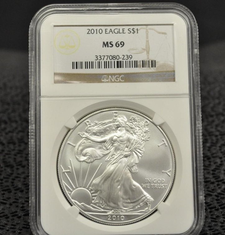 2010 Silver Eagle Dollar, Graded MS-69