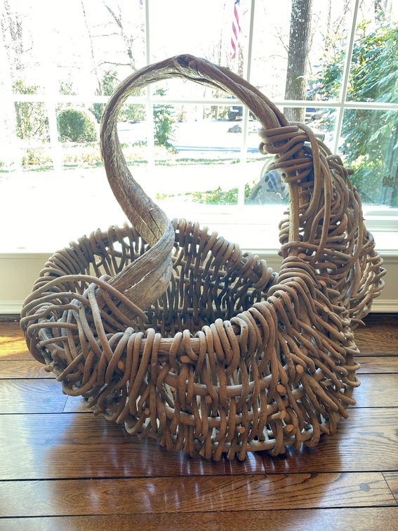 Large Swan Neck Basket