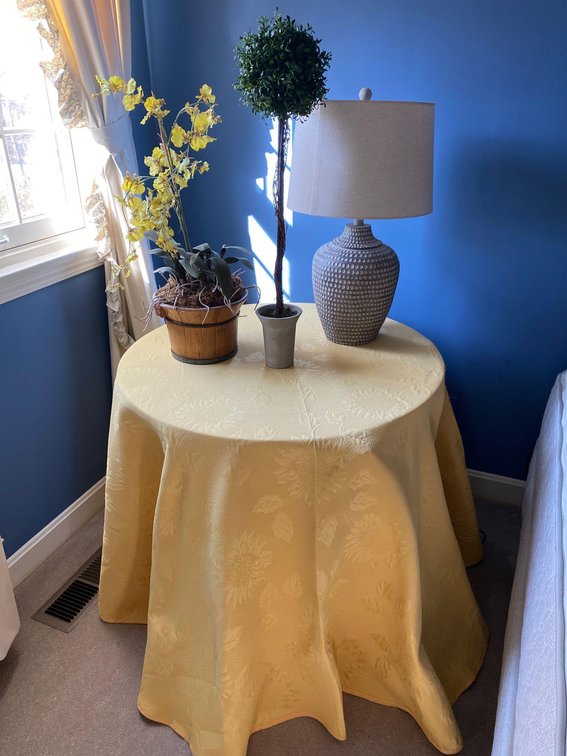 Decorator Table with Custom Cloth, Lamp and FAux Florals