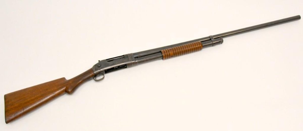 Winchester Model 1897, 12 Ga. Shotgun