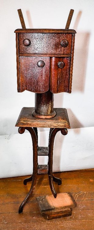 Circa 1900 Oak Shaving Stand
