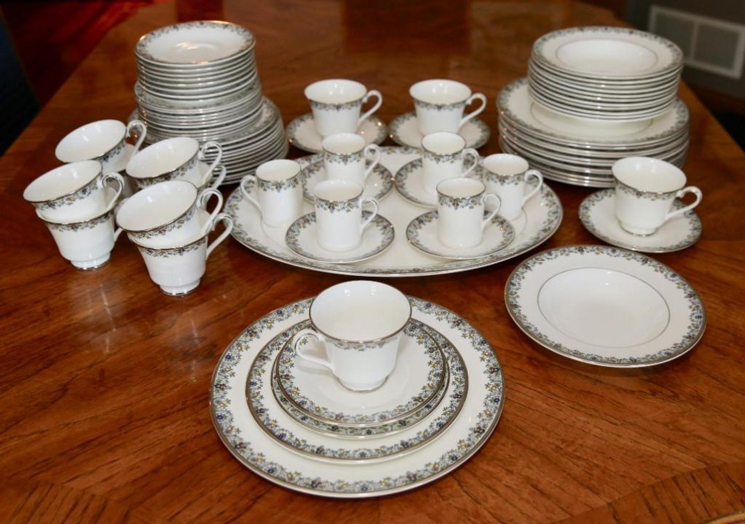 Image for Absolute Downsizing Auction in Fern Creek