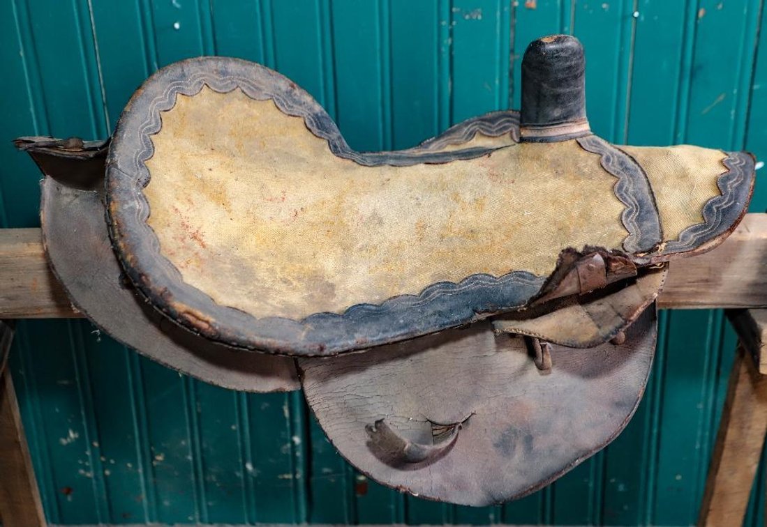 Leather & Burlap Ladies Side Saddle
