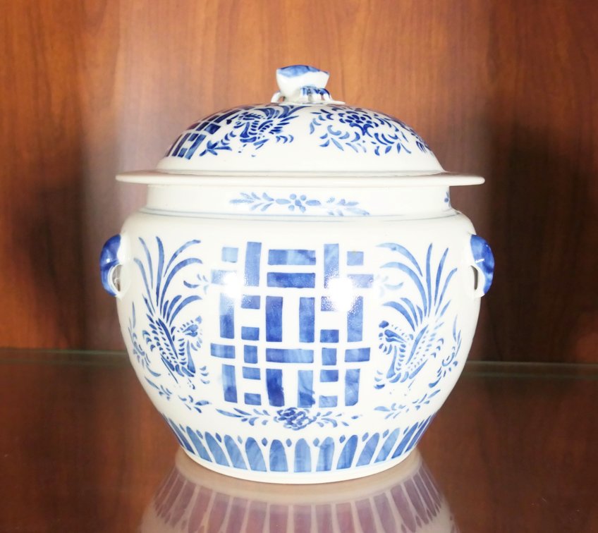 Blue and White Double Happiness Chinese Lidded Jar